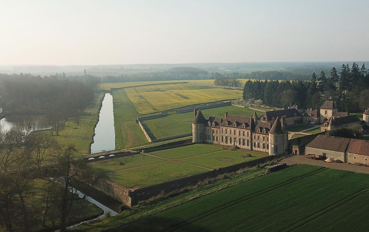 Chateau De La Riviere Pontgouin Exteriör bild
